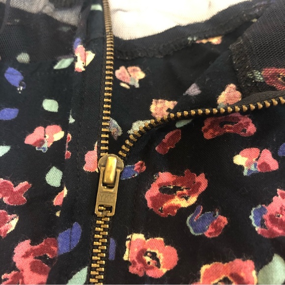 Kimchi Blue Urban Outfitters Embroidered Sweetheart Floral Mini Dress Size 4 - Picture 5 of 10